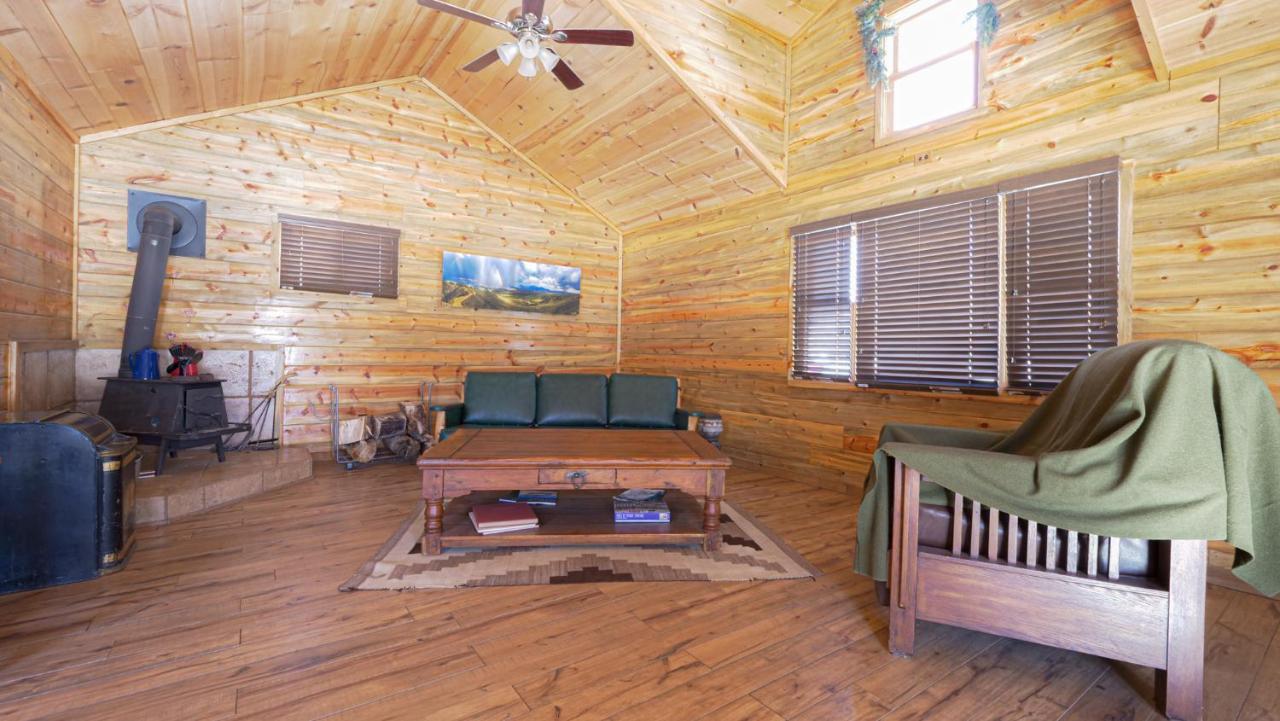 Aubin Sky Lodging At The Yl Ranch Savery Dış mekan fotoğraf